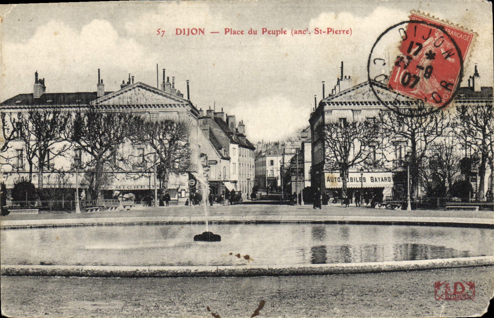 CPA Dijon Place du peuple St Pierre