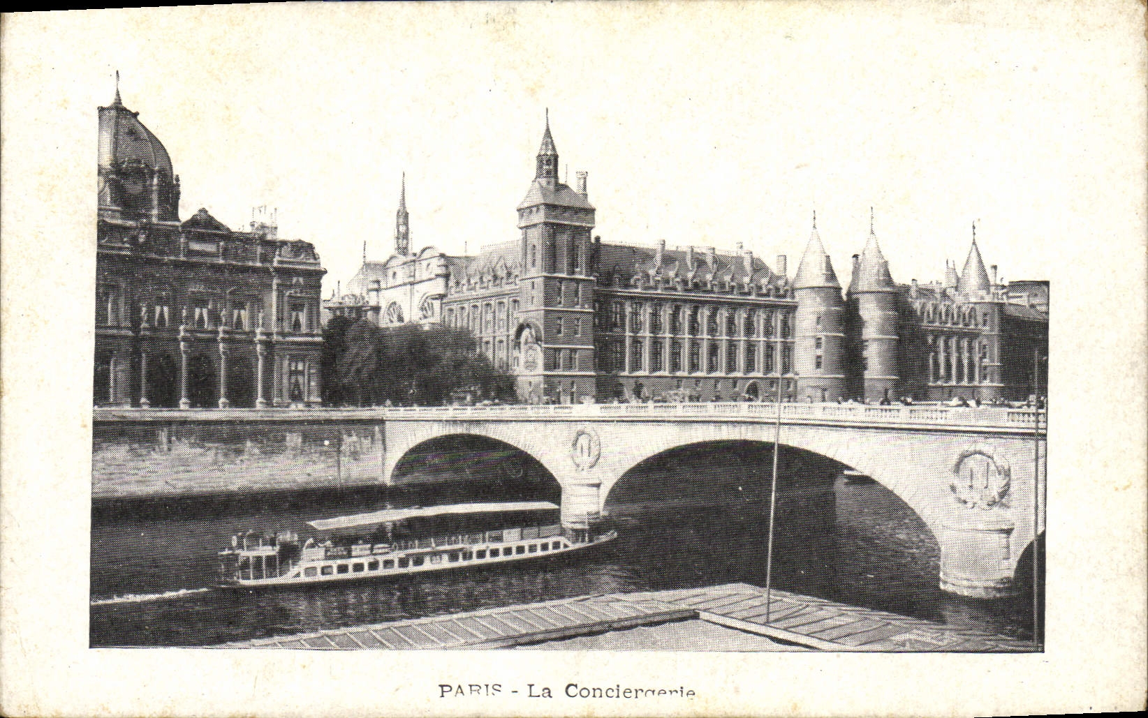 CPA Paris La Conciergerie