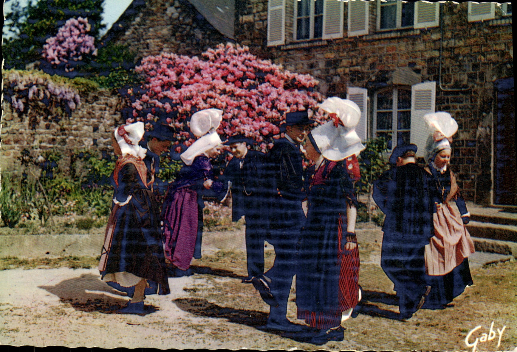 CPM Normandie Les Gas de Senneville Folklore