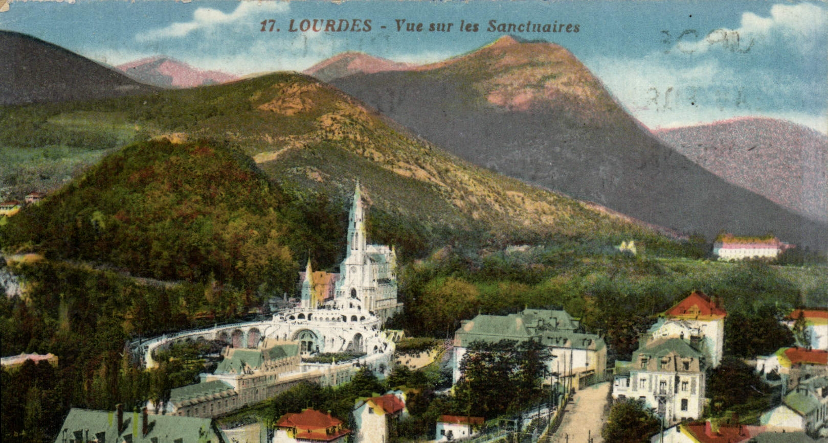 VINTAGE POSTCARD Heavy Sight On the Sanctuaries