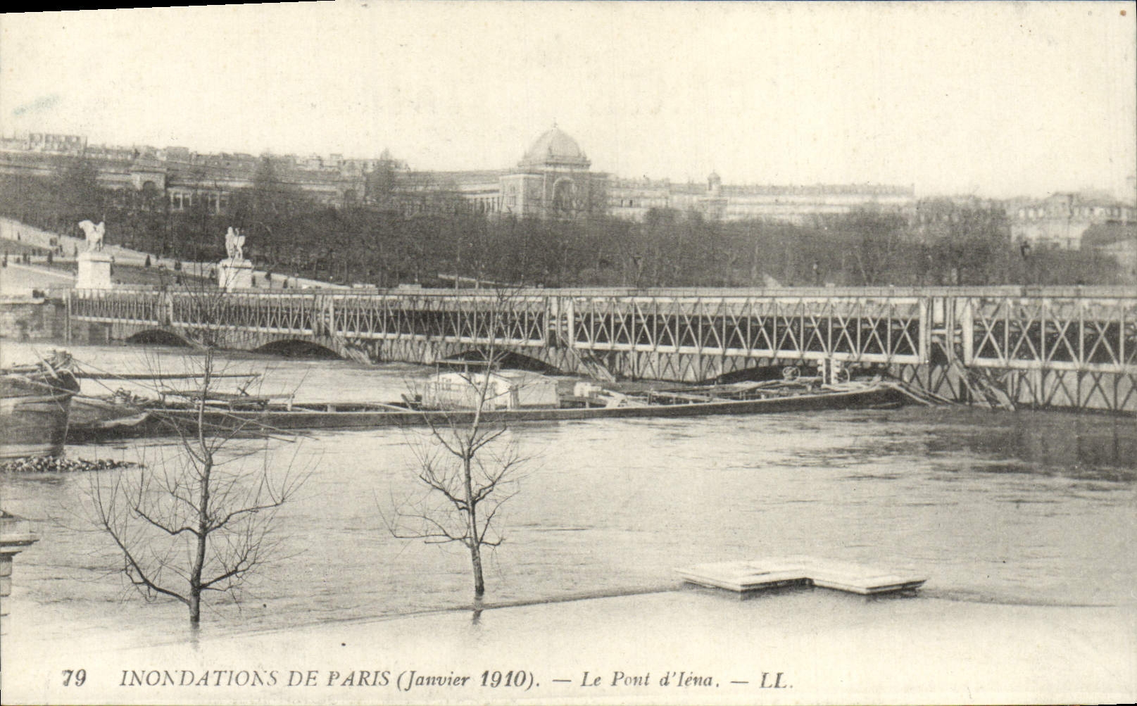 CPA Inondations De Paris Le pont d'Iena