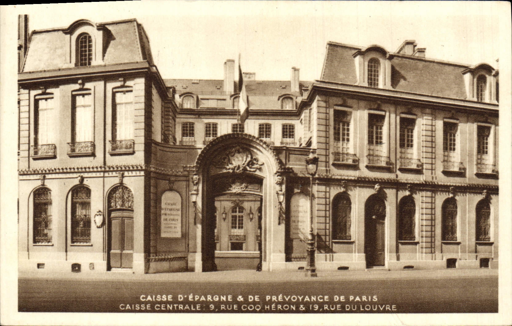 CPA Paris Caisse D'Epargne De Prevoyance De Paris Rue De Louvre