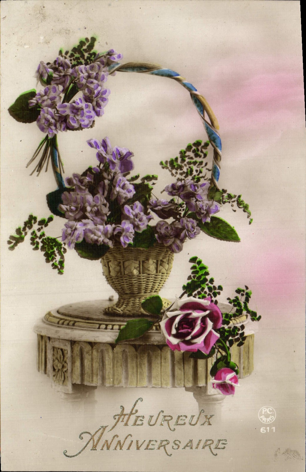 CPA Heureux Anniversaire Fleurs