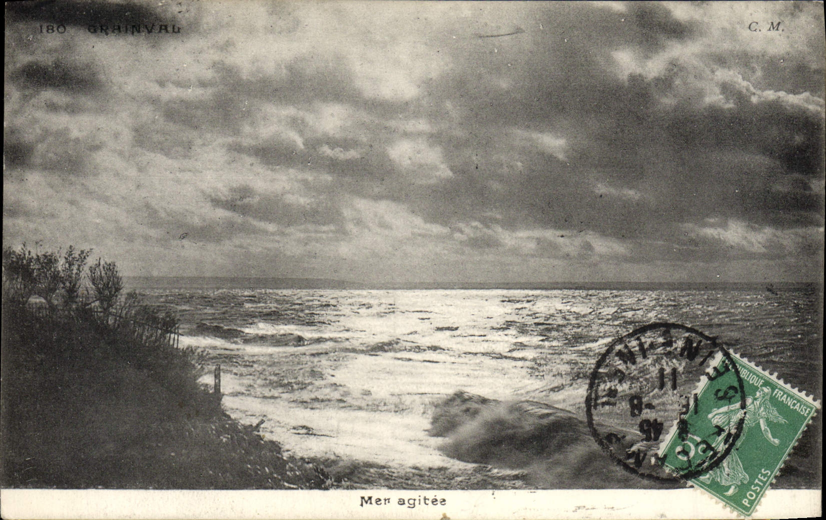 VINTAGE POSTCARD Sea agitee