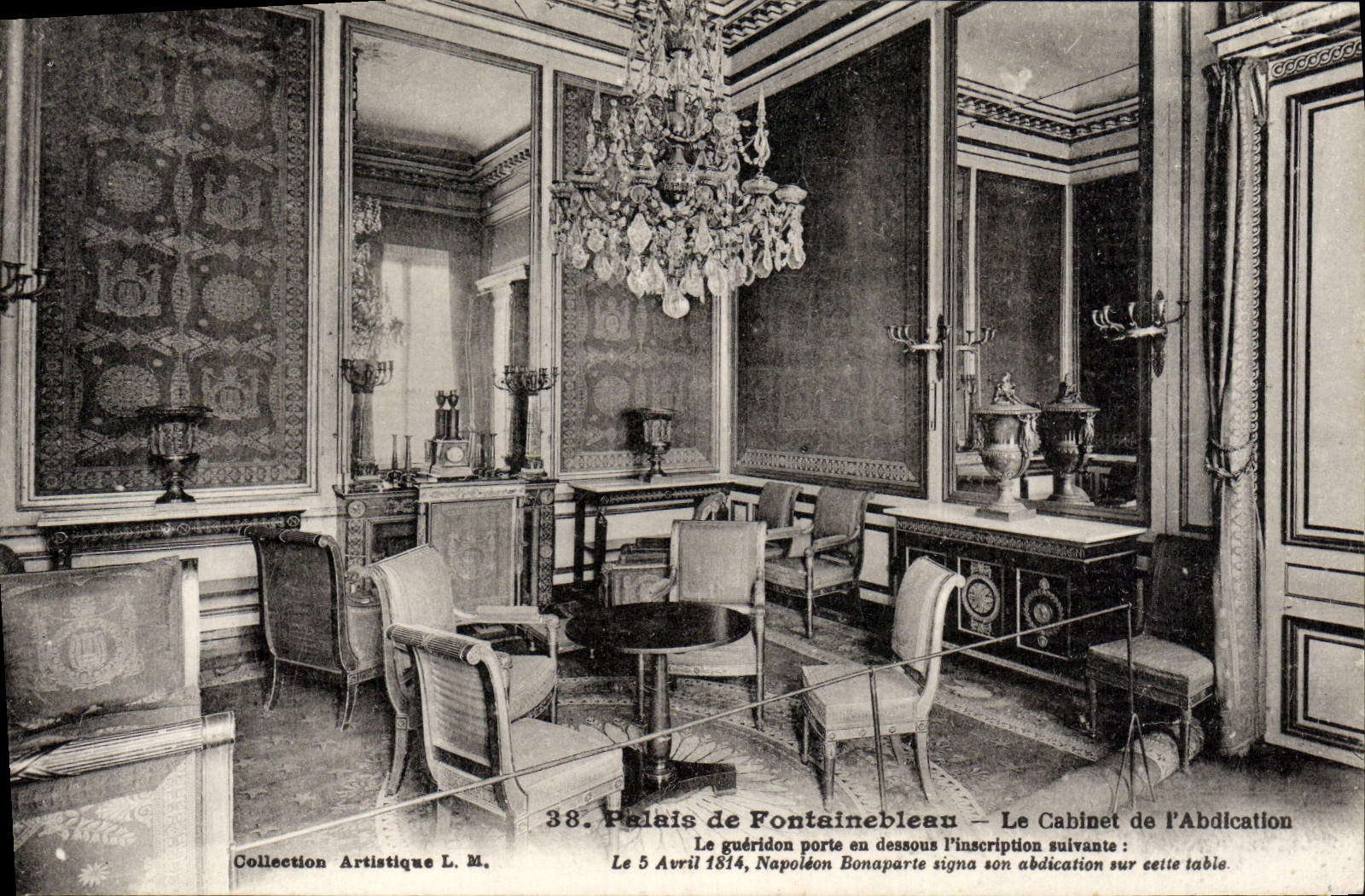 VINTAGE POSTCARD Palate of Fontainebleau the Cabinet of Abdication