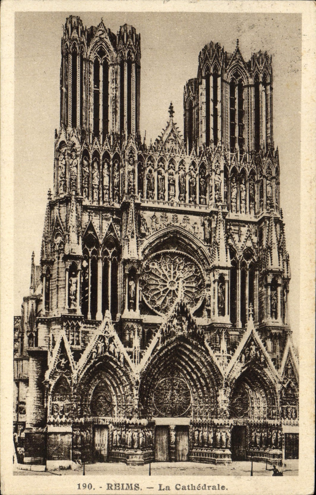 CPA Reims La Cathedrale