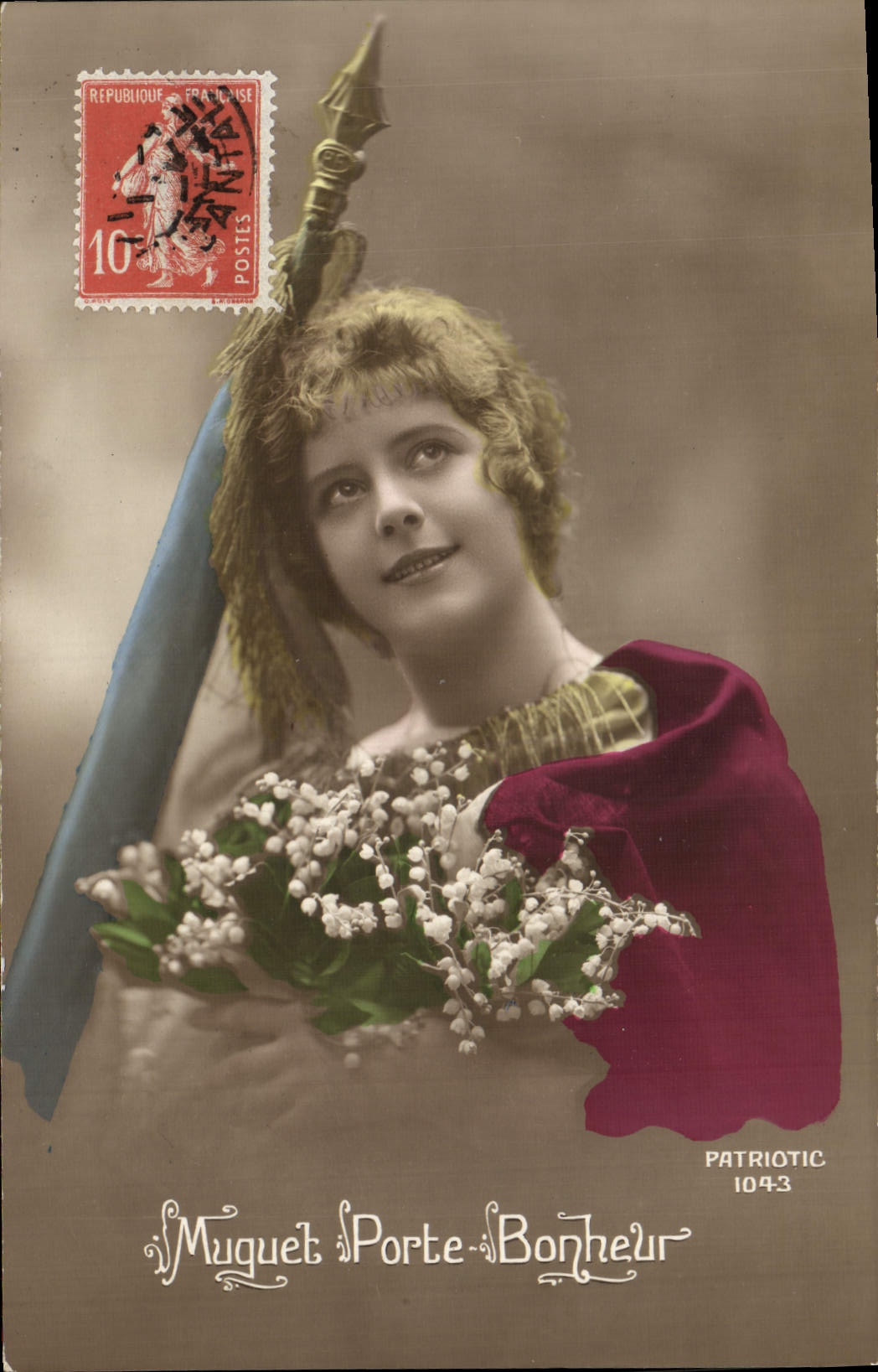 CPA Fantaisie Fleurs Muguet Femme