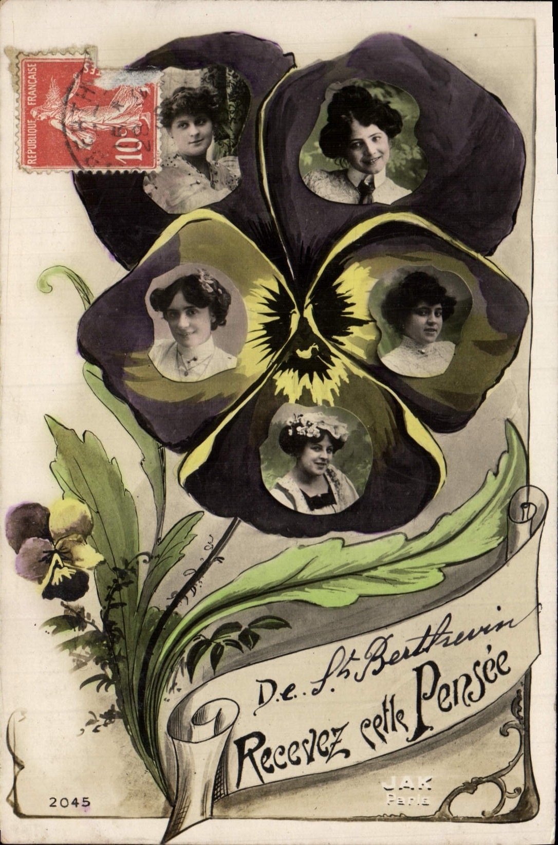 CPA Fantaisie Fleurs Femmes De St Berthevin