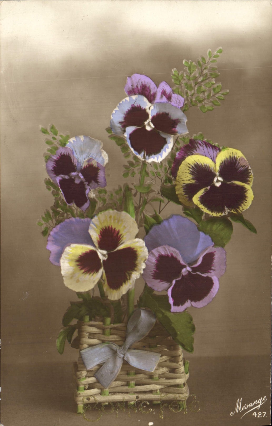 Flores de la fantasía de la POSTAL de la VENDIMIA