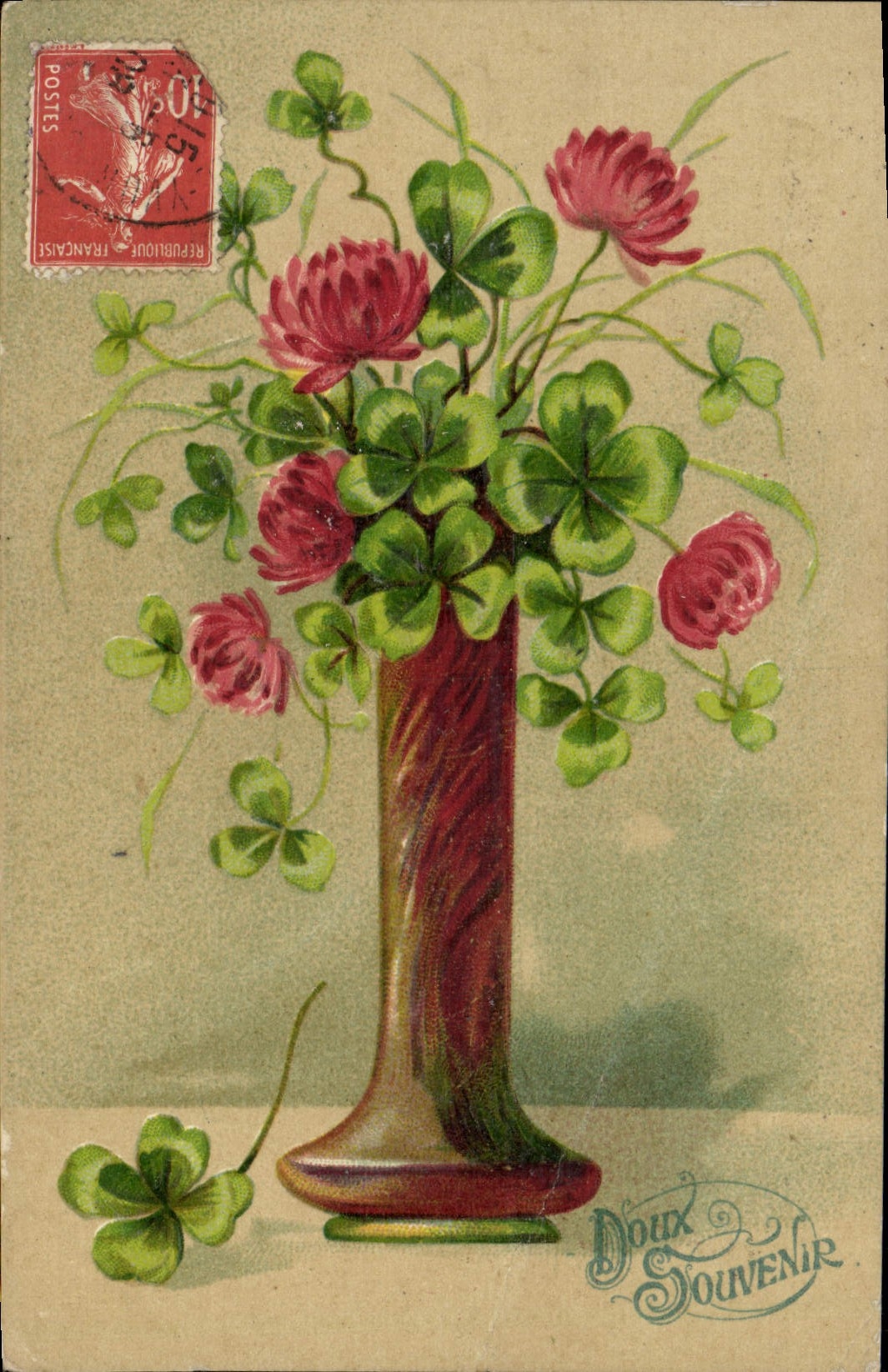 La fantasía de la POSTAL de la VENDIMIA florece el trébol