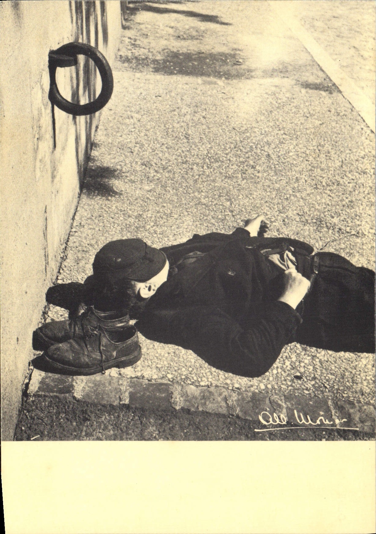 MODERN CARD Lapse of memory