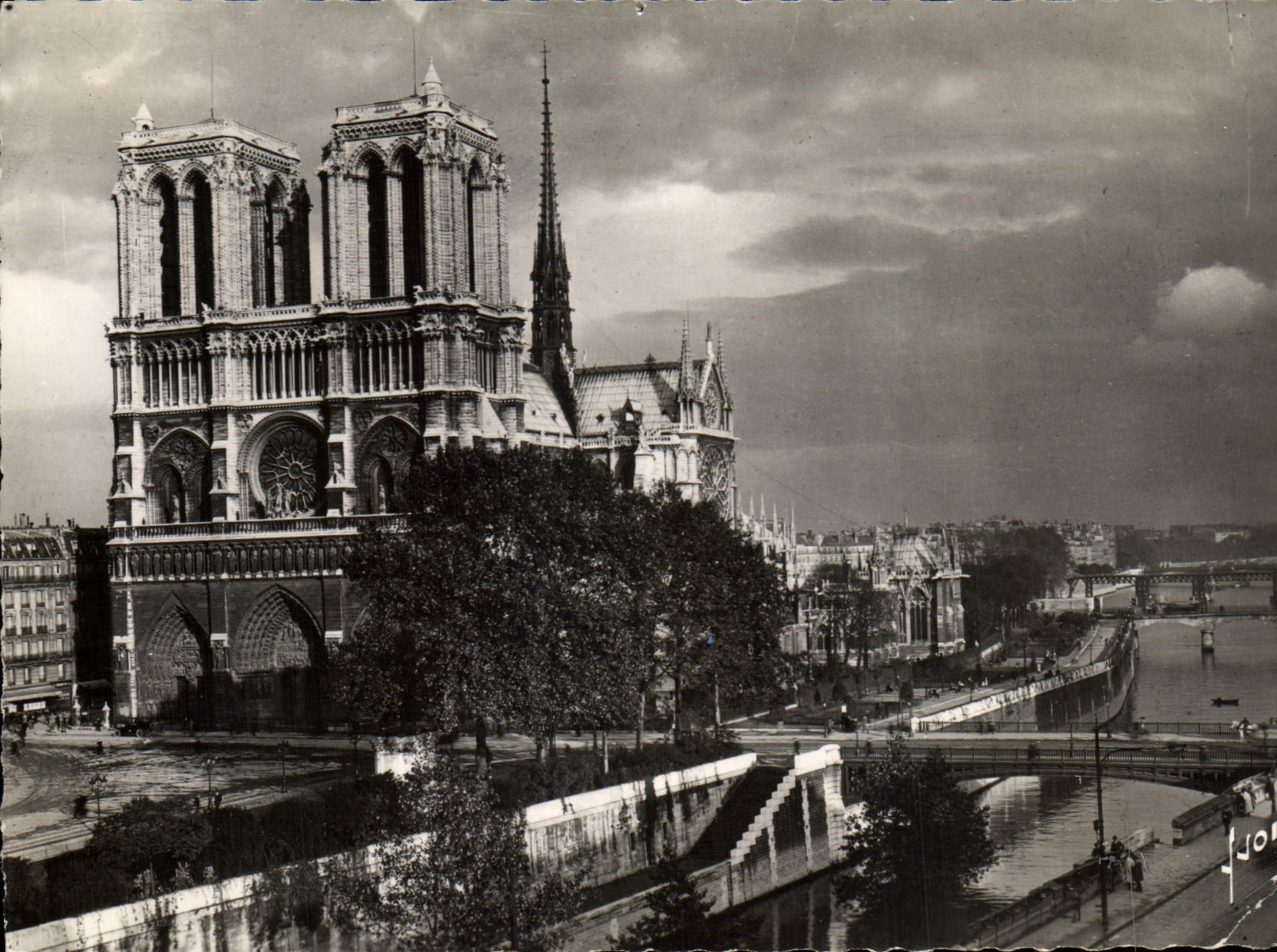 MODERN CARD Paris Notre Dame