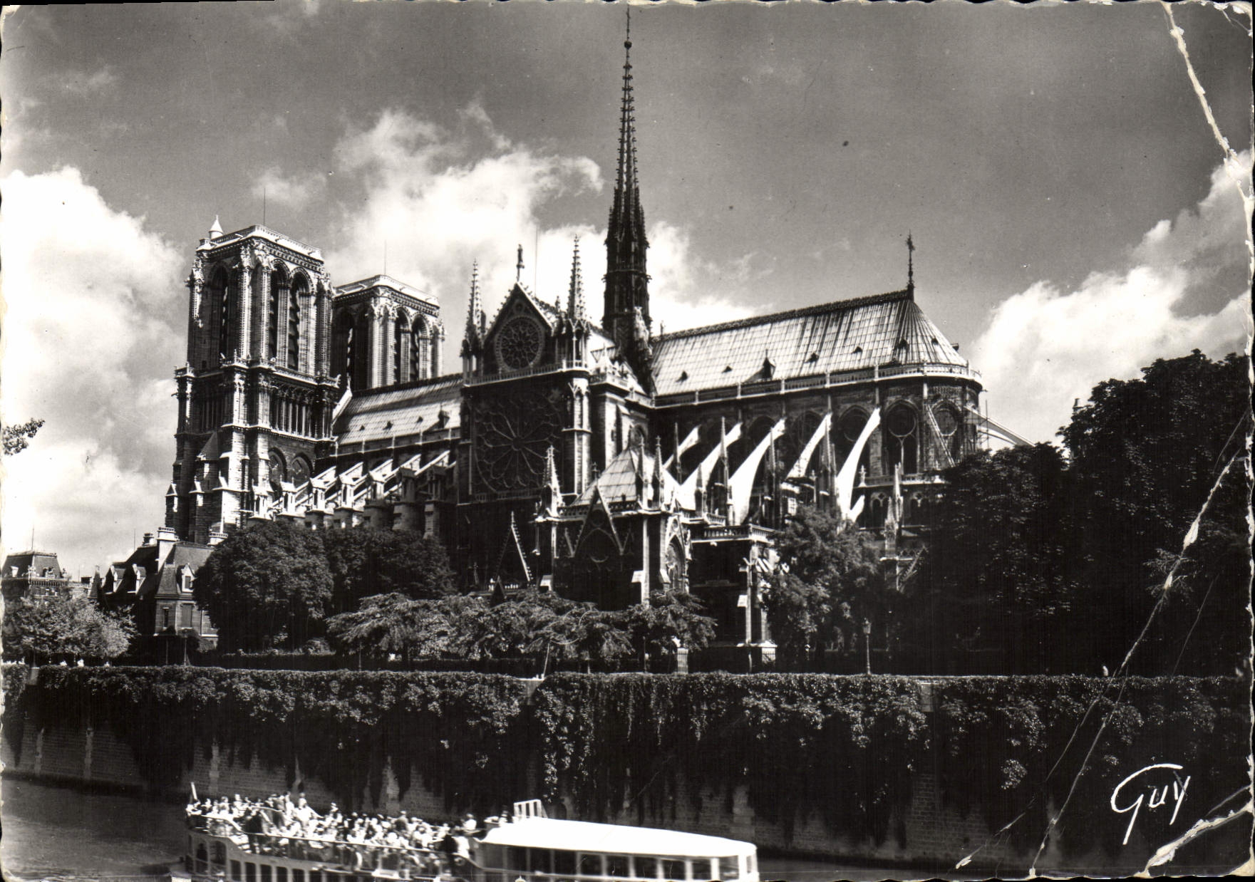 MODERN CARD Paris While Strolling View Of Notre Dame Boat Barge