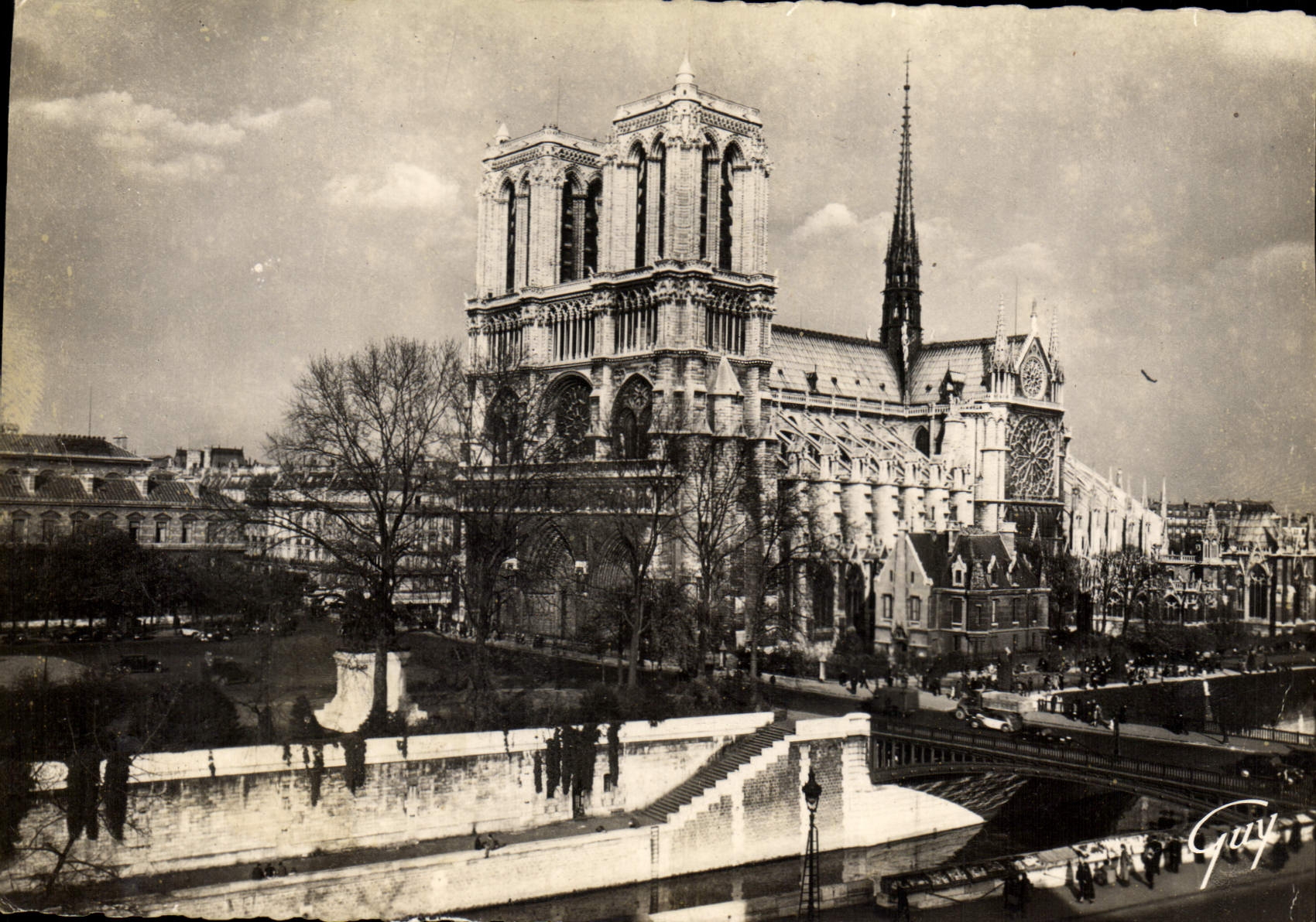 CPM Paris Et Ses Merveilles Notre Dame