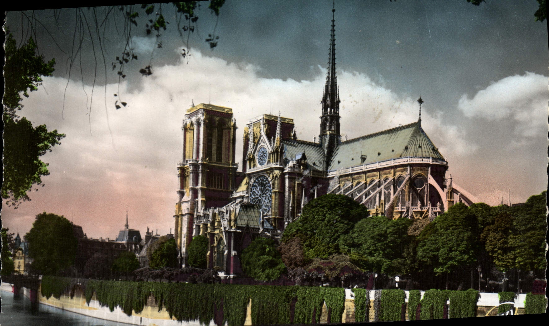 CPM Paris Et Ses Merveilles Abside de Notre Dame