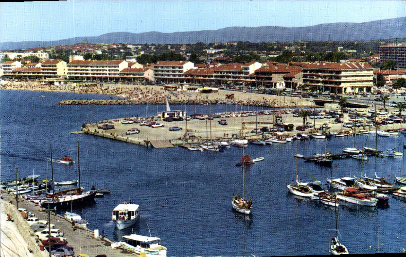 MODERN CARD Dimension of Azure Frejus Beach