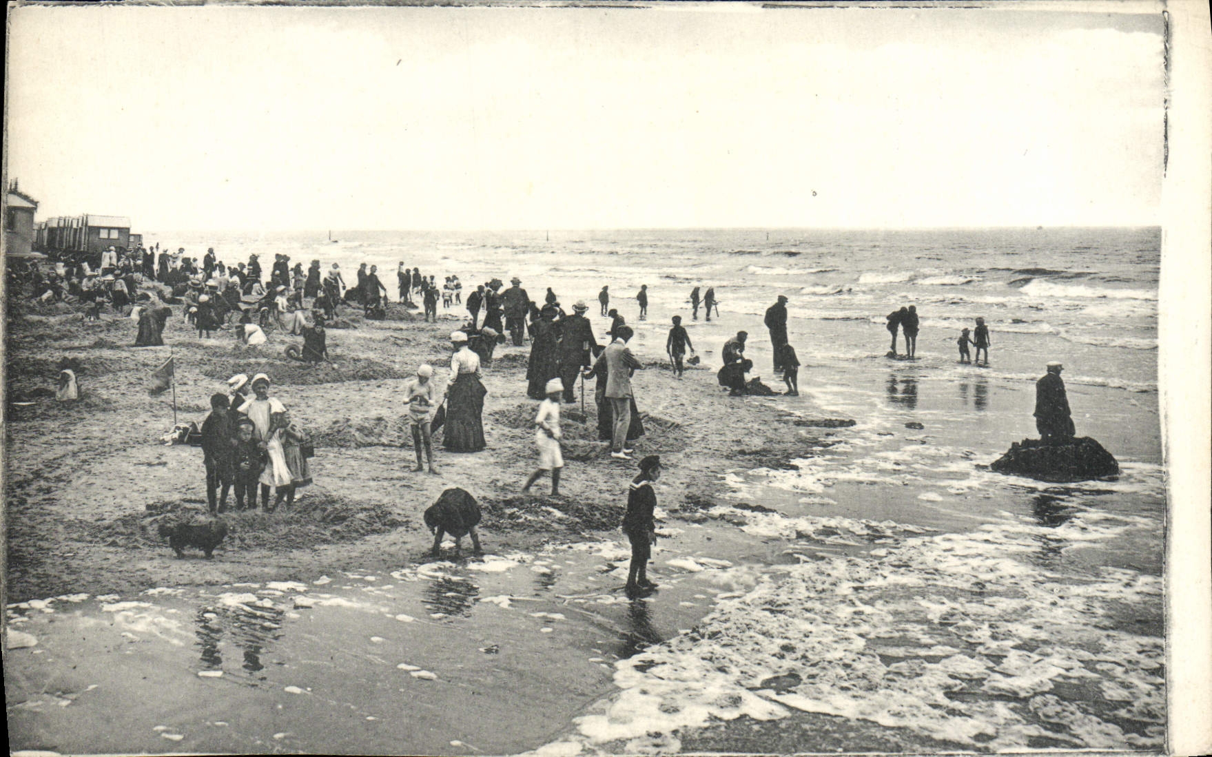 VINTAGE POSTCARD On the beach Folklore
