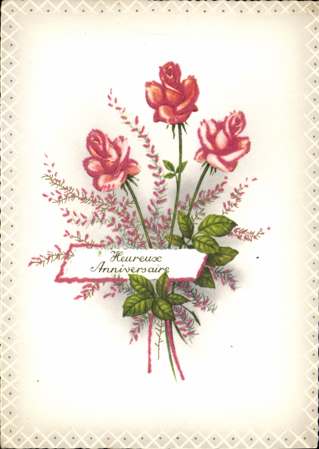 CPM Heureux Anniversaire Fleurs