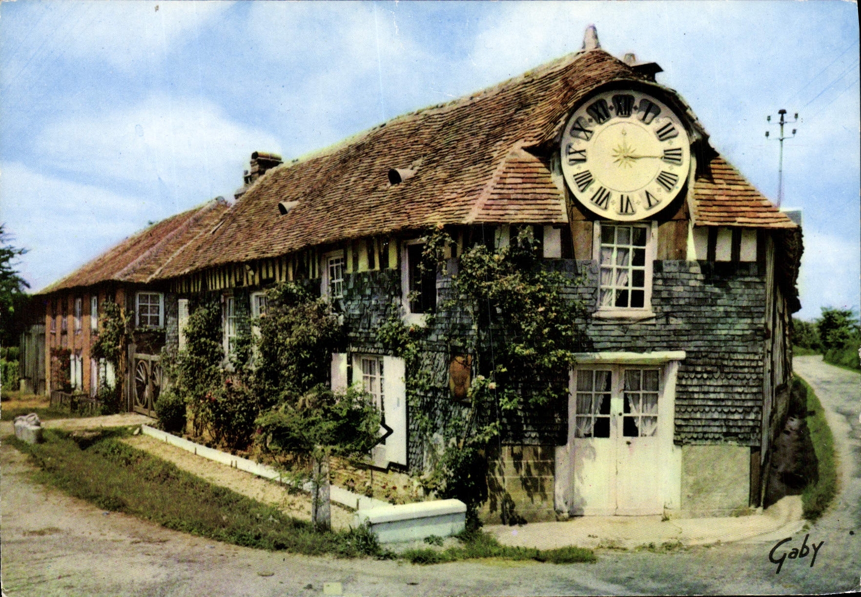 CPM Maison Normande La Maison du Cadran
