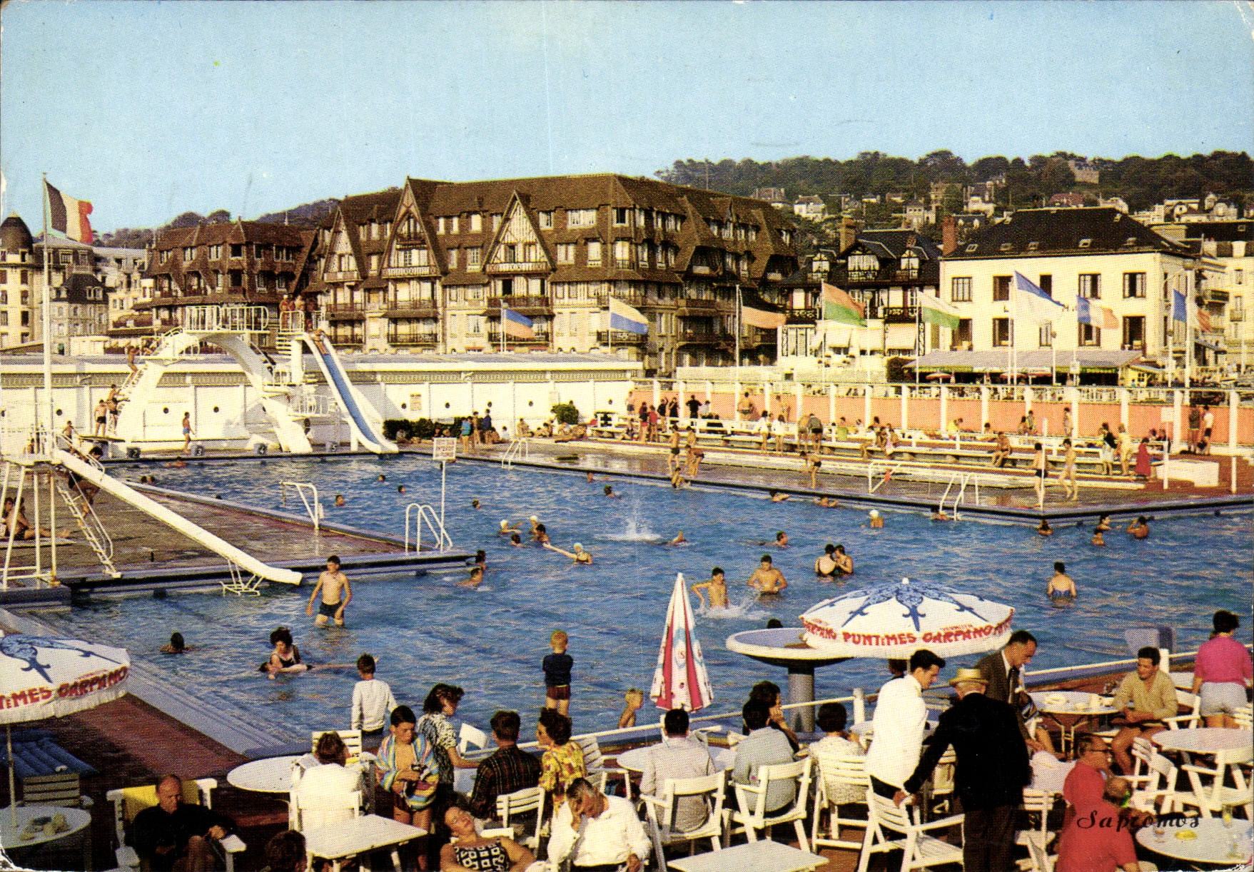 CPM Trouville La Piscine