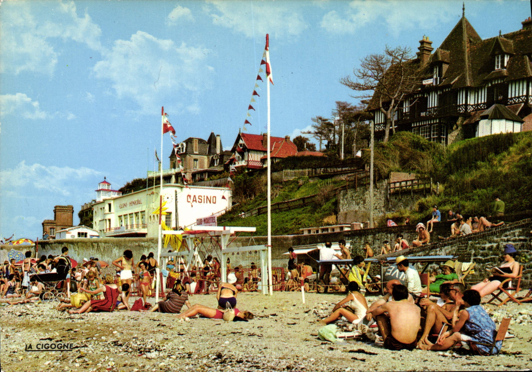 MODERN CARD Villerville the Beach Casino