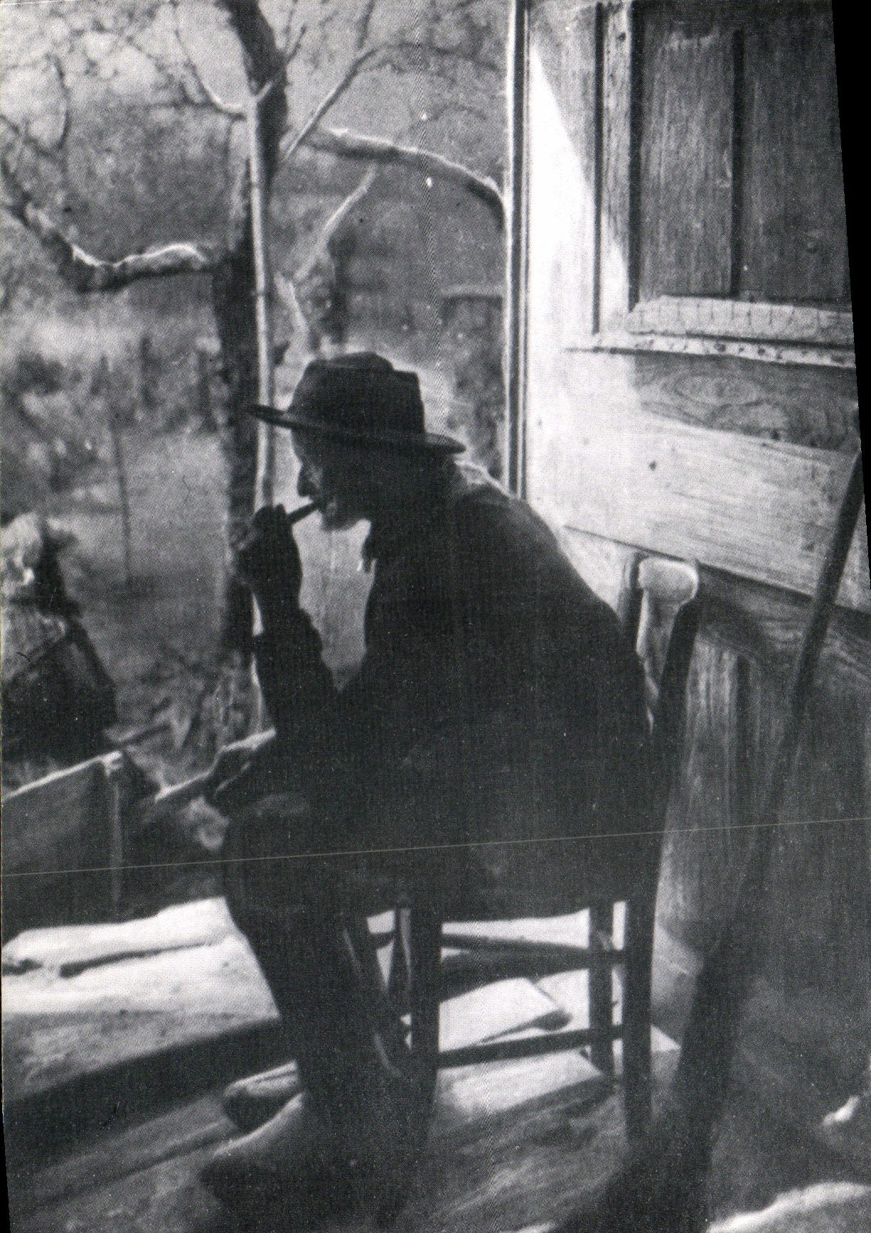 CPM La Normandie D'Autrefois Le vieux Normand et sa pipe Folklore