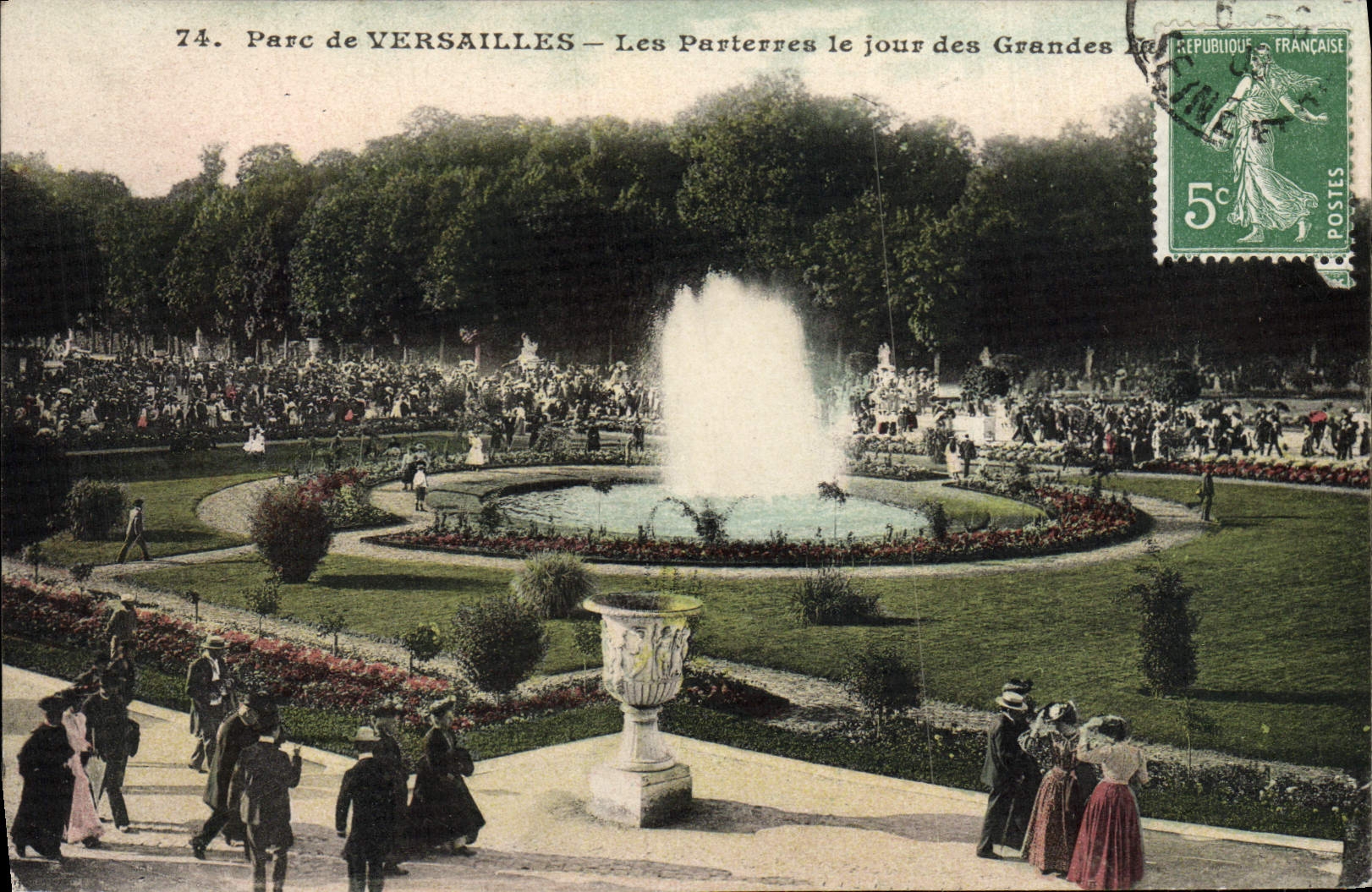 CPA Versailles Les Parterres le Jour des Grandes eaux