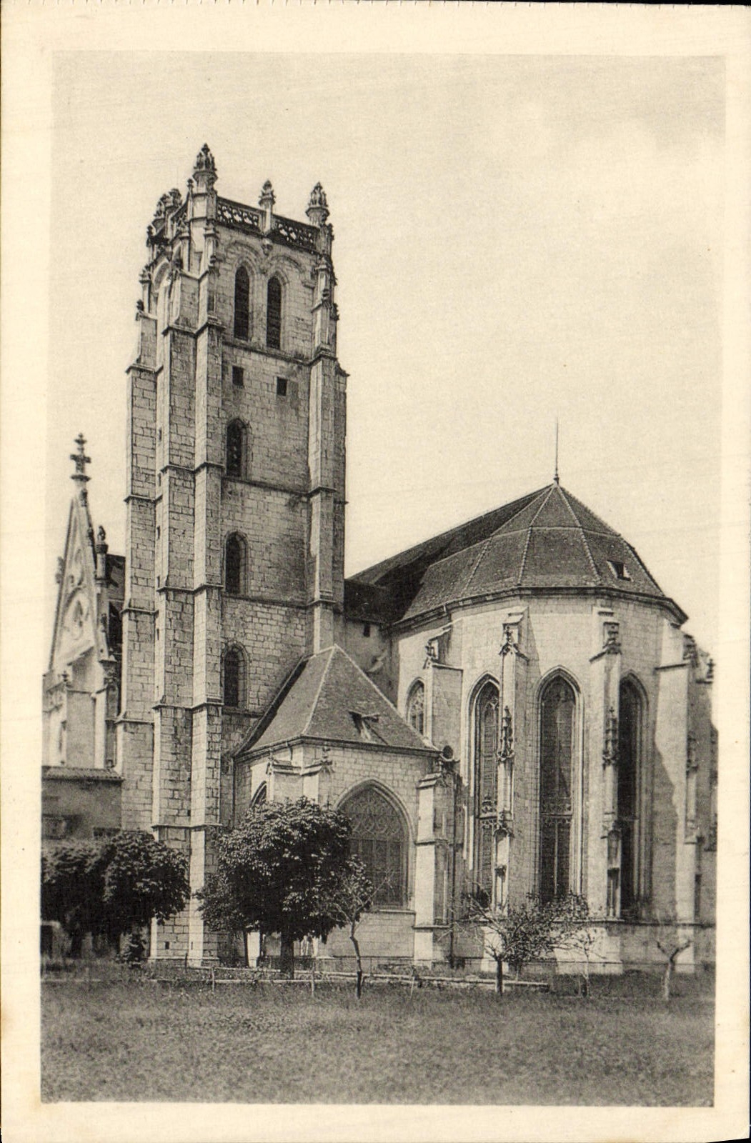 CPA Eglise de Brou Le chevet