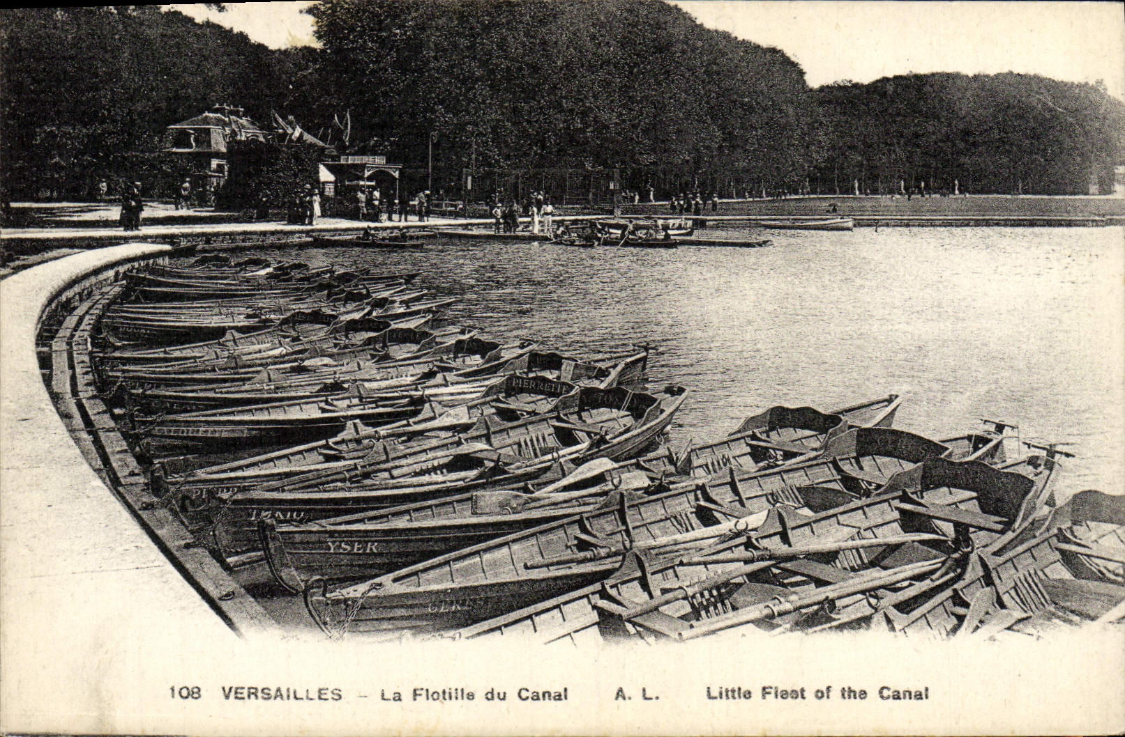 VINTAGE POSTCARD Versailles the Flotilla of the Canal
