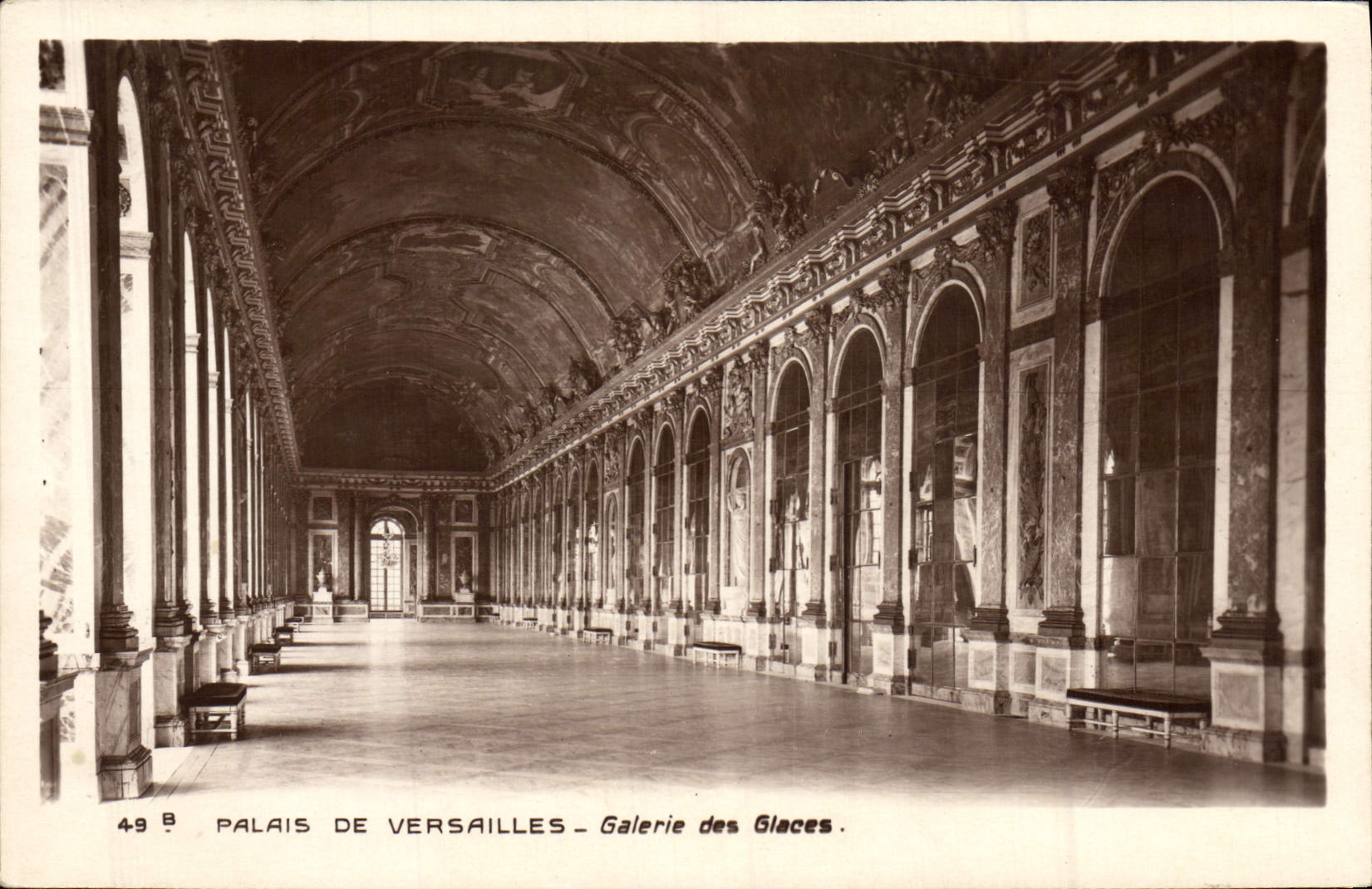 CPA Versailles Palais Galerie des glaces