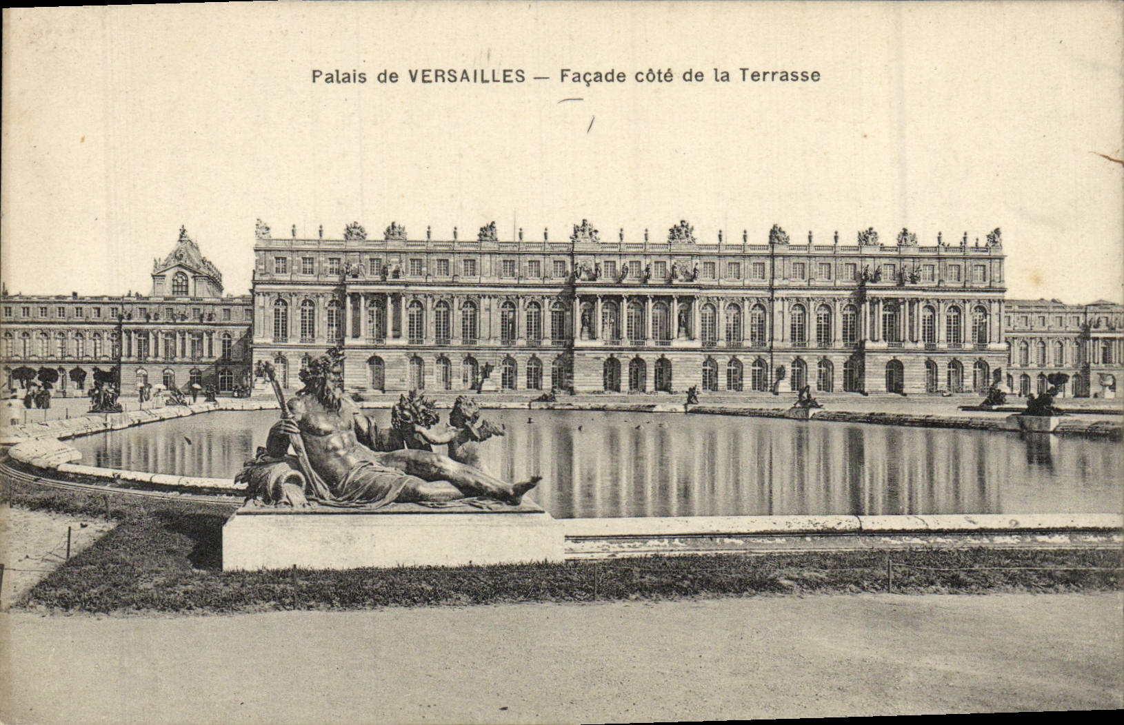 CPA Versailles Palais de Facade Cote de la Terrasse