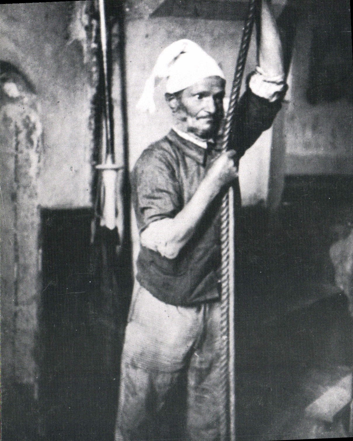 MODERN CARD Normandy D' Autrefois the bell ringer of bells Folklore