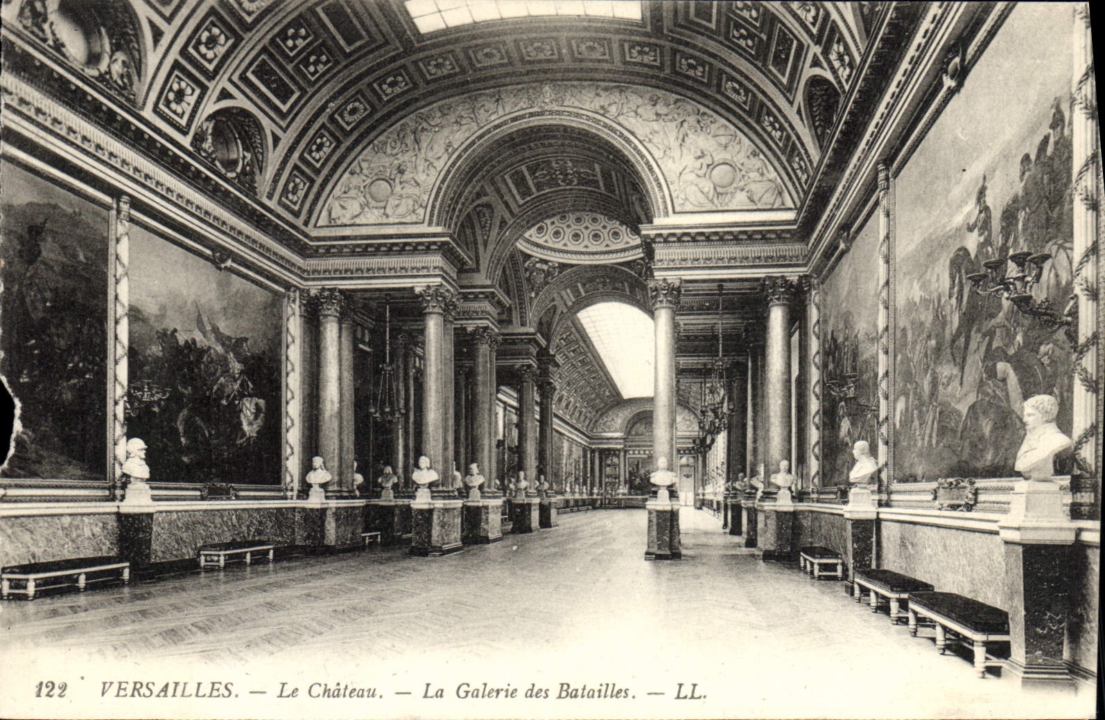 CPM Versailles Le Chateau La Galerie Des Batailles