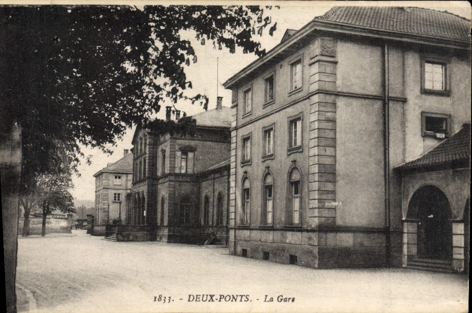 Estación de tren de puentes de la POSTAL dos de la VENDIMIA