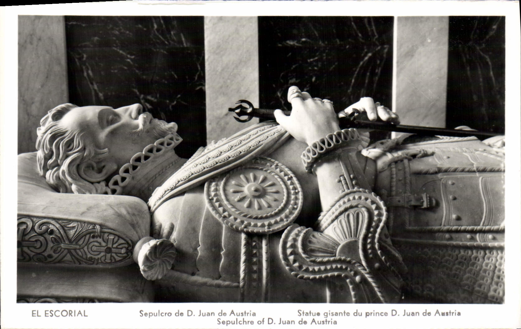 EL Escorial Sepulcro de la POSTAL de la VENDIMIA de D Juan de Austria