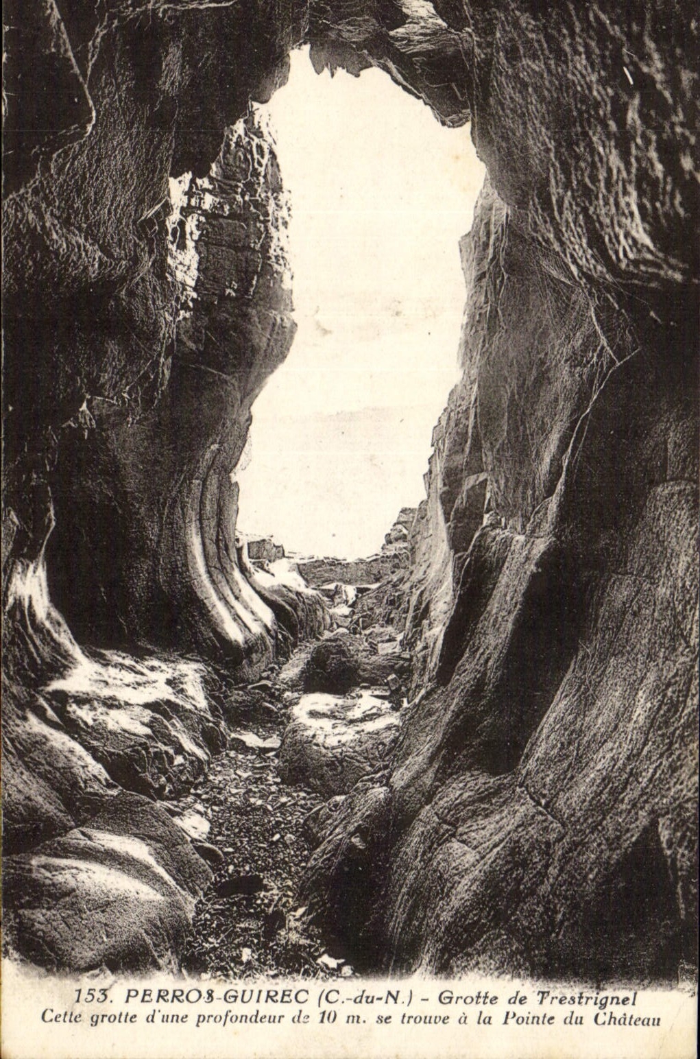 CPA Perros Guirec Grotte de Trestrignel