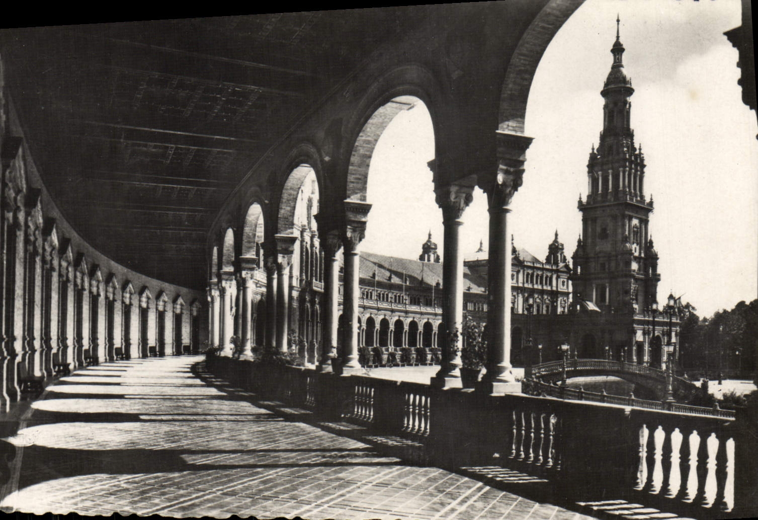 CPM Sevilla Plaza de Espana Galerias 