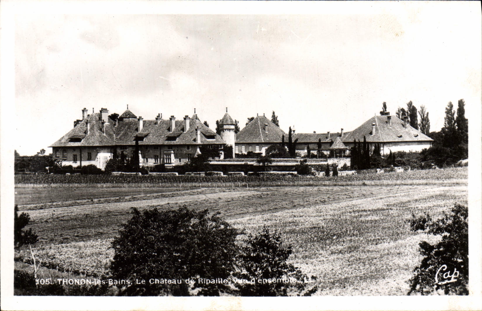 VINTAGE POSTCARD Thonon les Bains the castle of Overall picture Feast