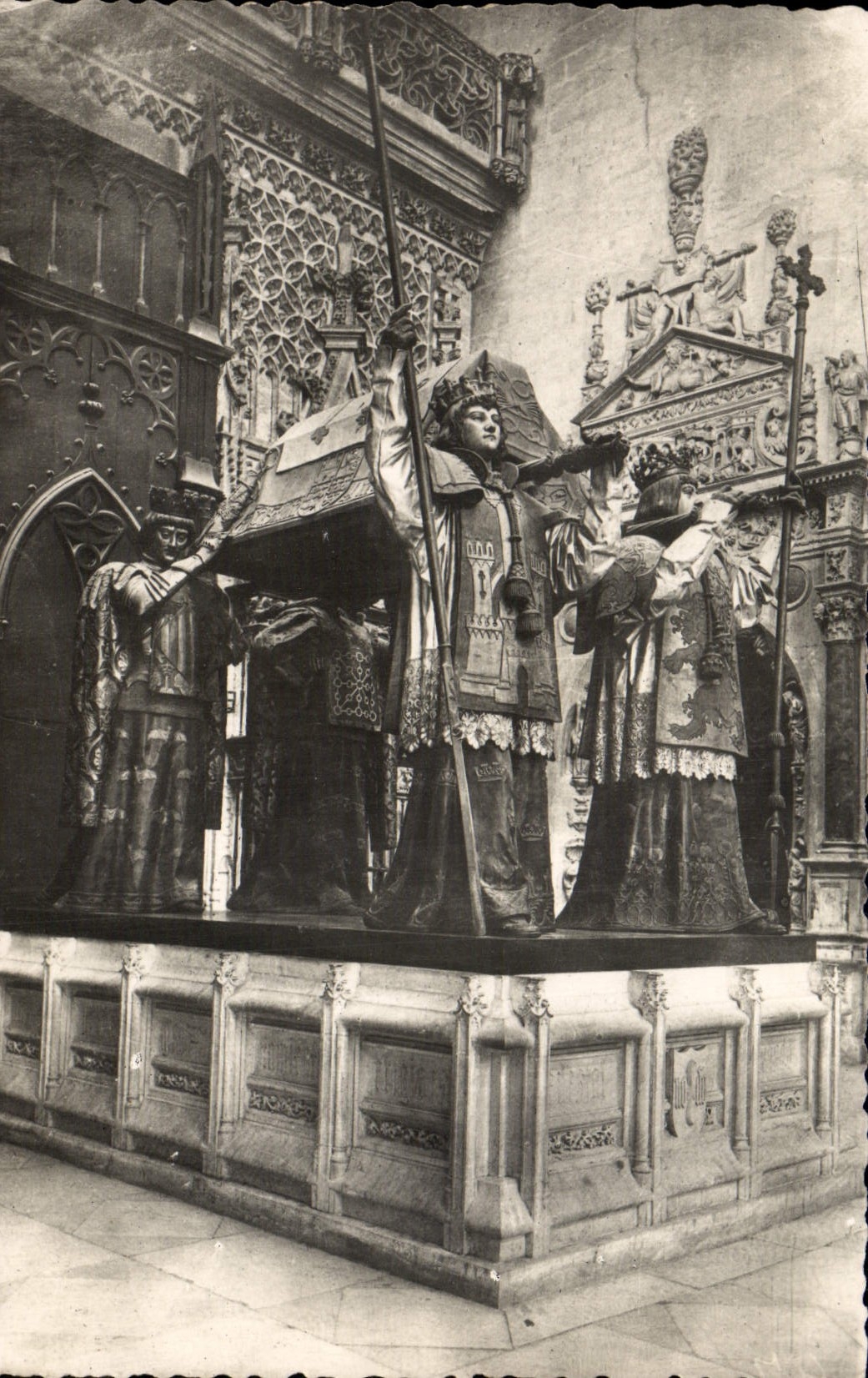 CPM Sevilla Catedral Monument a Colon
