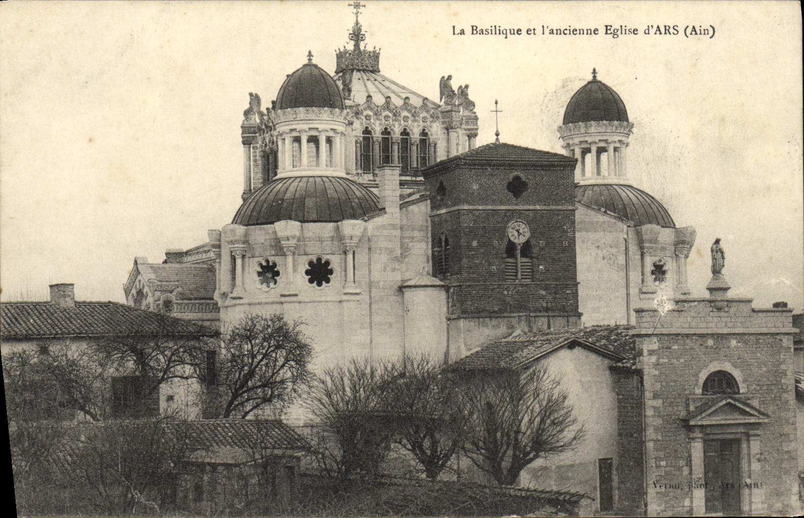 VINTAGE POSTCARD the Basilica and the old Church of Ars