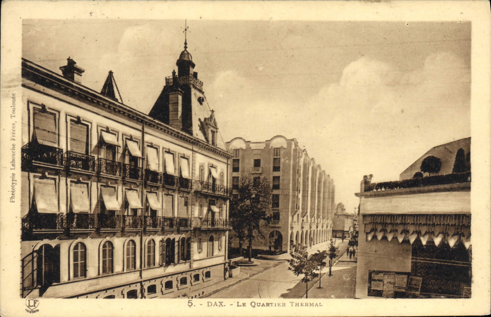 VINTAGE POSTCARD Dax the Themml District