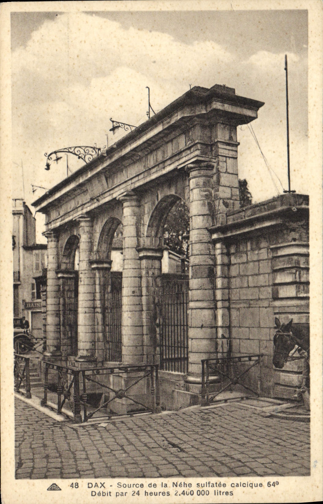 CPA Dax Source de la Nehe 