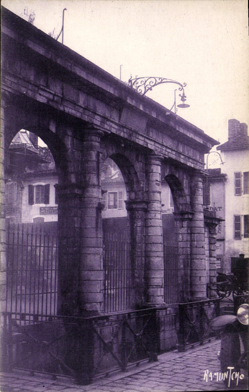 VINTAGE POSTCARD Dax the Hot Fountain