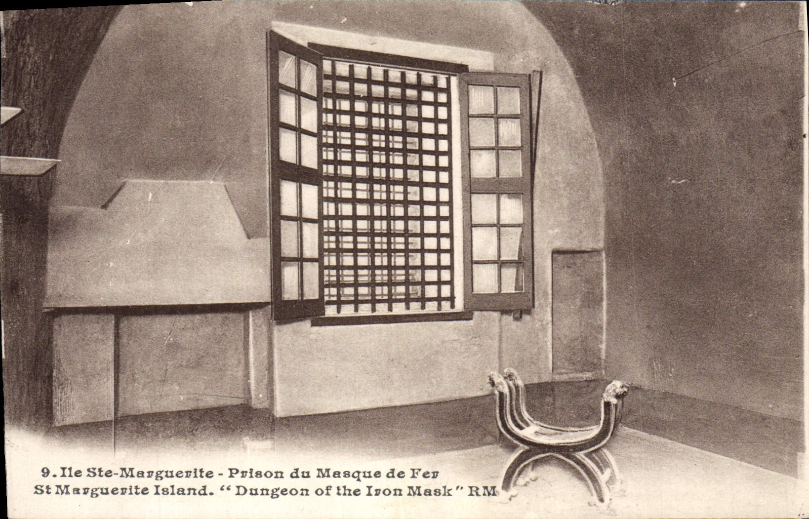 VINTAGE POSTCARD Island Sainte Marguerife Prison of the Iron Mask
