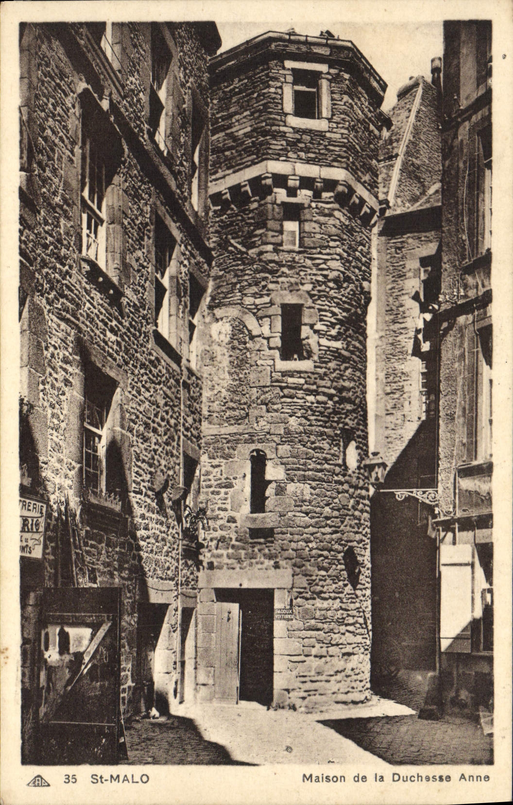 VINTAGE POSTCARD Holy Malo House of the Duchess Anne