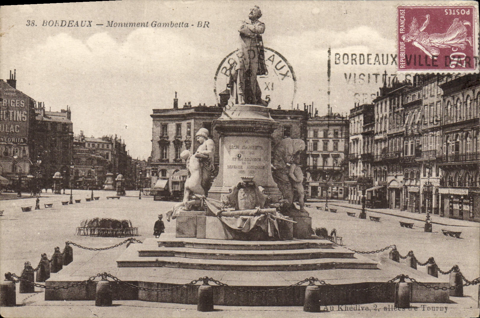 VINTAGE POSTCARD Bordeaux Gambetta Monument