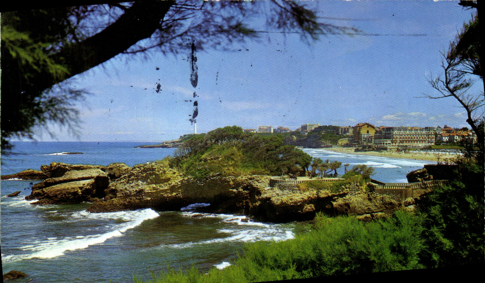 MODERN CARD Biarritz the Rock of Basta