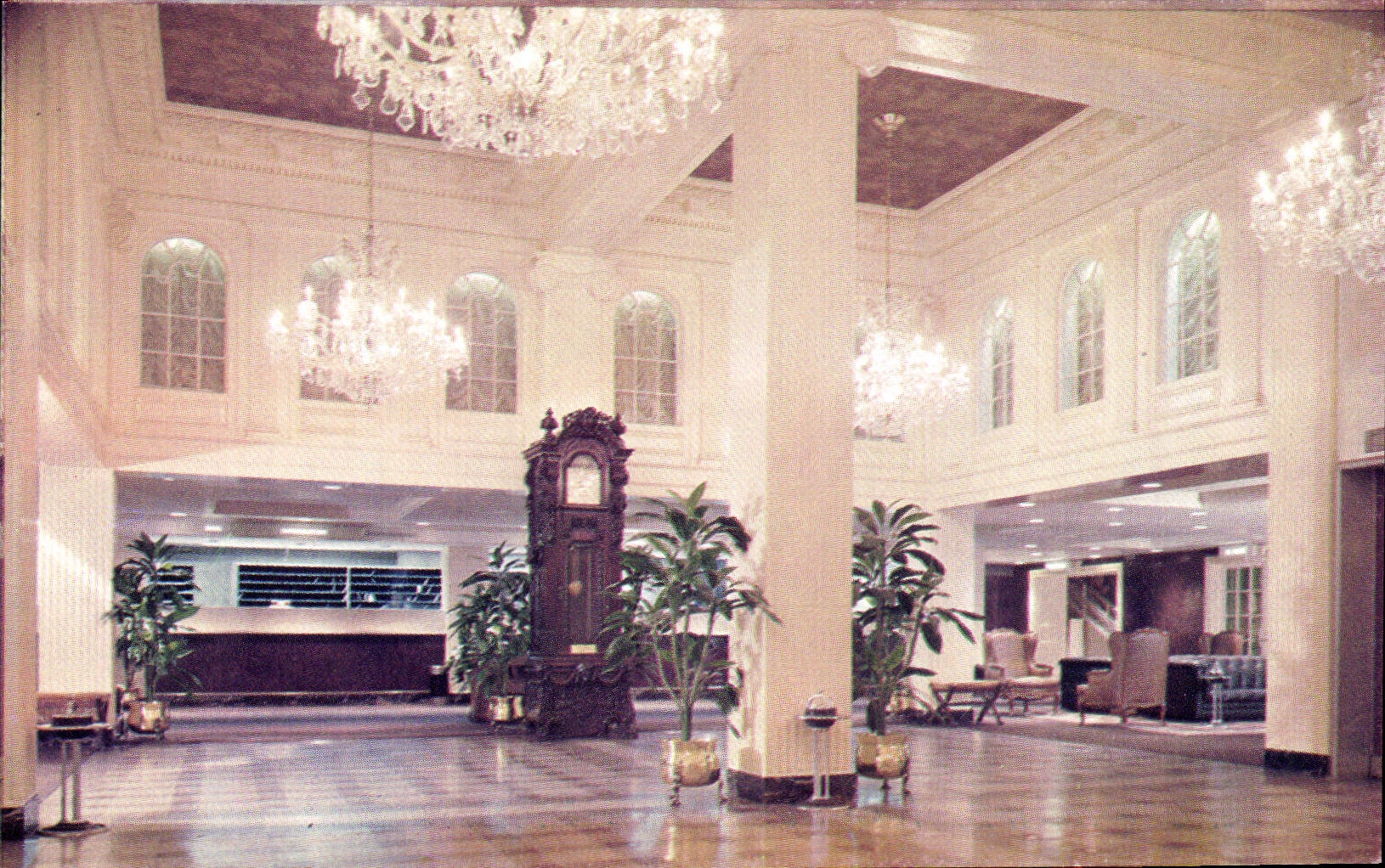 MODERN CARD Monteleone cabinet Hotel