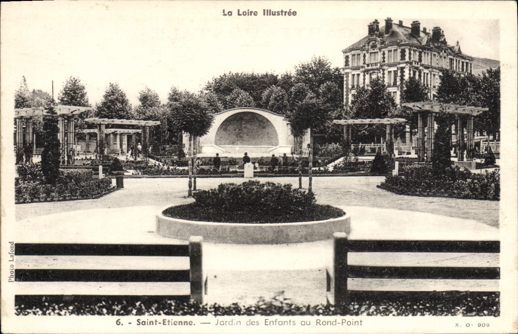 VINTAGE POSTCARD Holy Etienne Jard of the Children to the Round Not