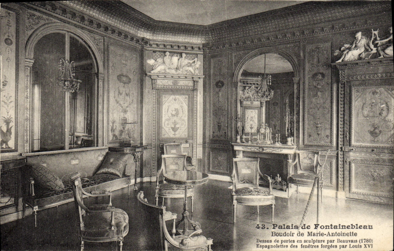 VINTAGE POSTCARD Palate of Fontainebleau Boudoir of Marie Antoinette